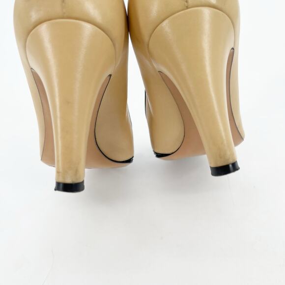 Chanel Vintage Beige with Black Quilted Cap Toe CC Bow Heels EU 37 Leather Pumps - Picture 12 of 15